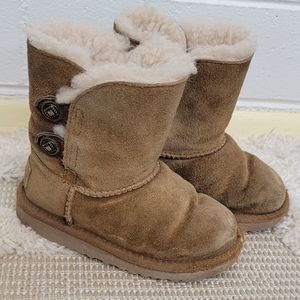 Tan UGG boots